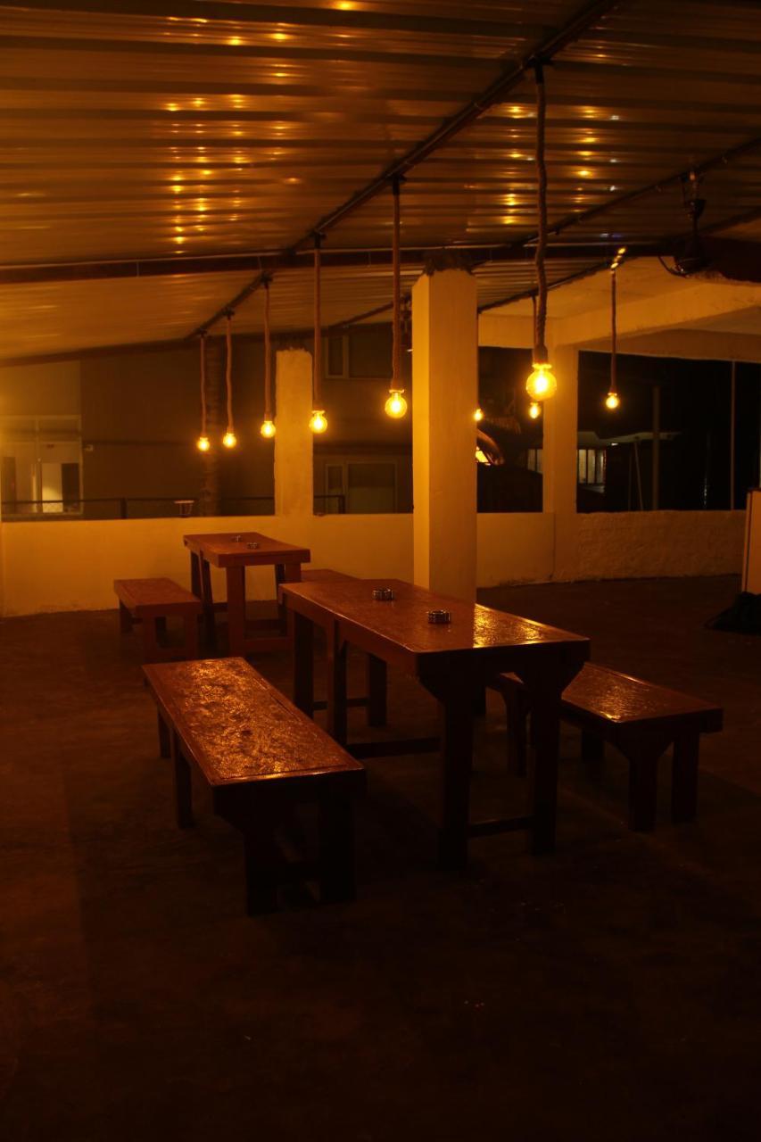 Aerostel - Backpacker's In Goa Hostel Calangute